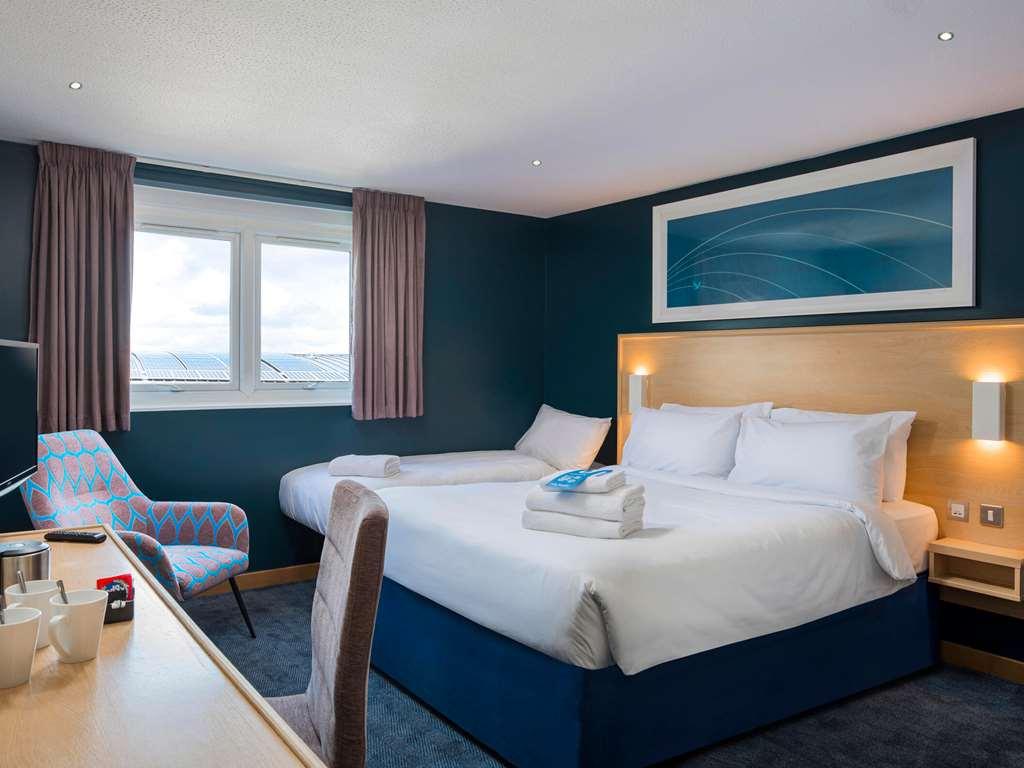 Travelodge Bath Central Стая снимка