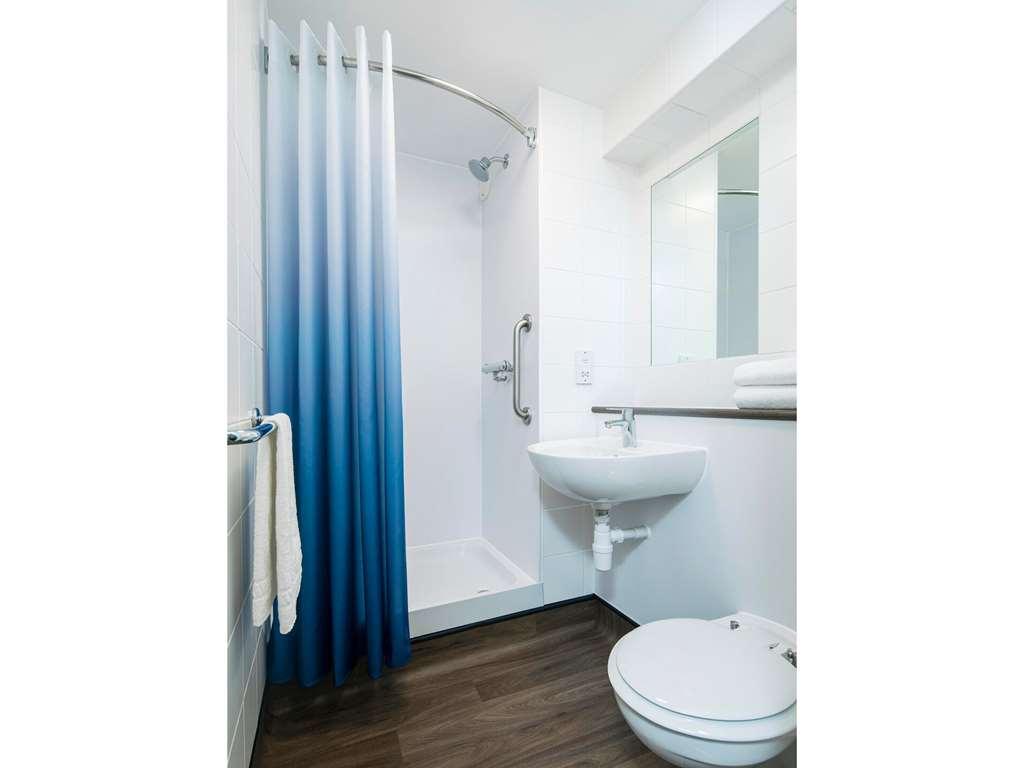 Travelodge Bath Central Стая снимка