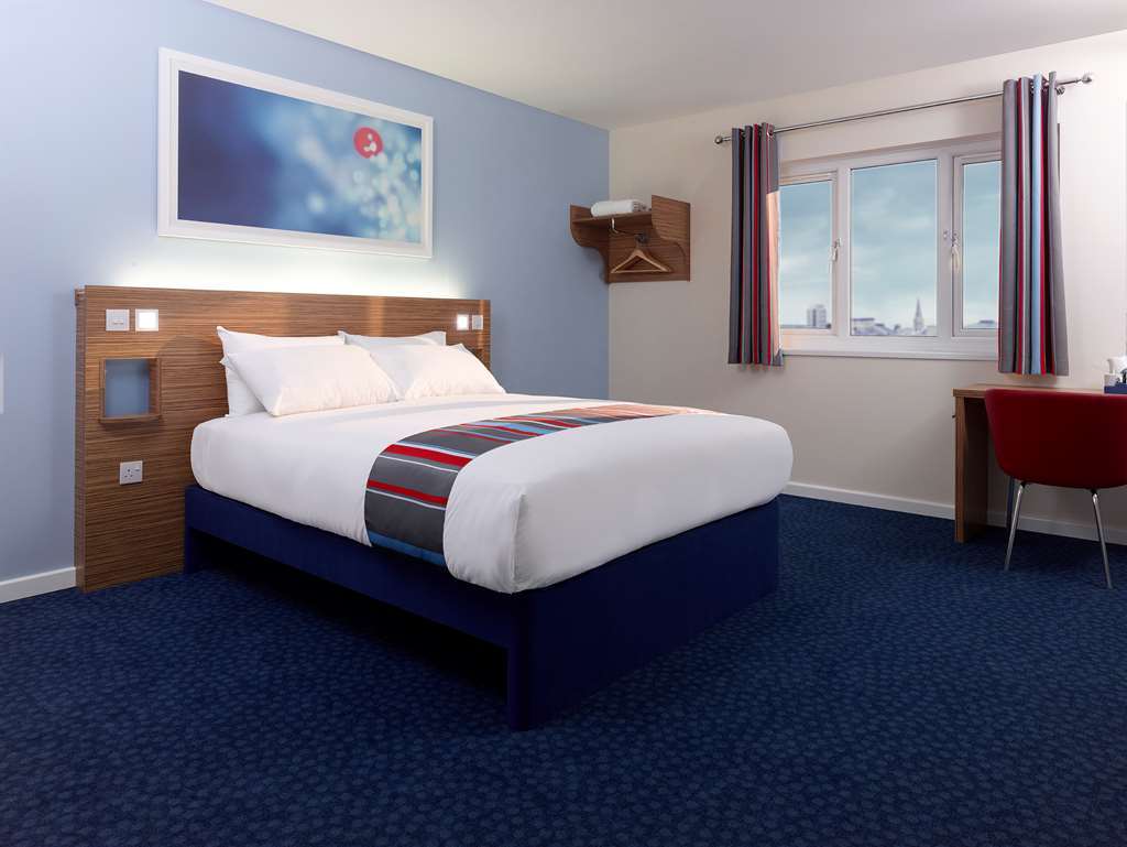 Travelodge Bath Central Стая снимка
